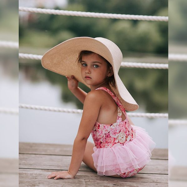ins children' swimsuit girl baby one piece open back lovely princess baby swimsuit girl beach swimsuit, Red;black
ins children' swimsuit girl baby one piece open back lovely princess baby swimsuit girl beach swimsuit, Red;black