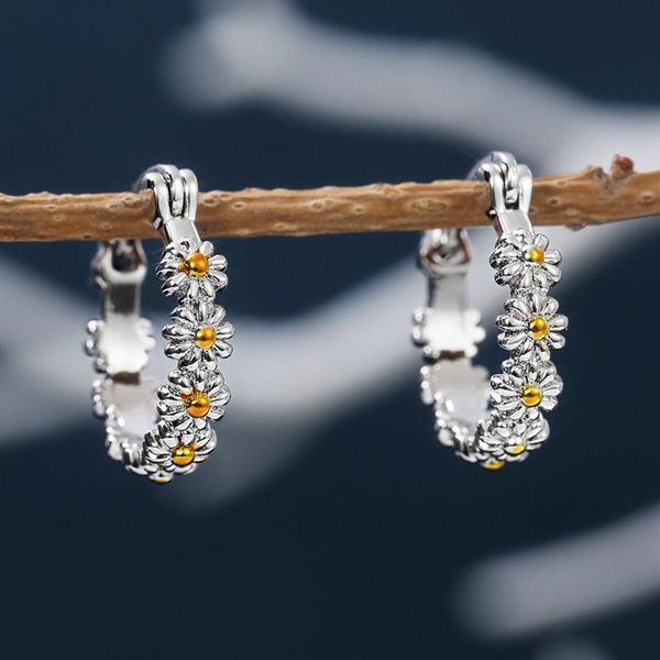 hoop & huggie fashion flower dichromatic earrings for women simple romantic girl party jewelry, Golden;silver
hoop & huggie fashion flower dichromatic earrings for women simple romantic girl party jewelry, Golden;silver