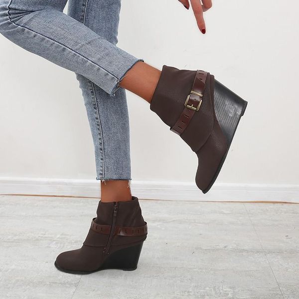 boots 2021 british retro fashion side zipper suede cross-border large size 41-43 winter women's, Black
boots 2021 british retro fashion side zipper suede cross-border large size 41-43 winter women's, Black