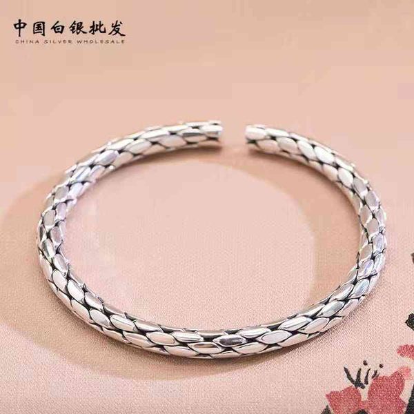chinese style products twist woven bracelet men's and women's open solid personalized fashion
chinese style products twist woven bracelet men's and women's open solid personalized fashion
