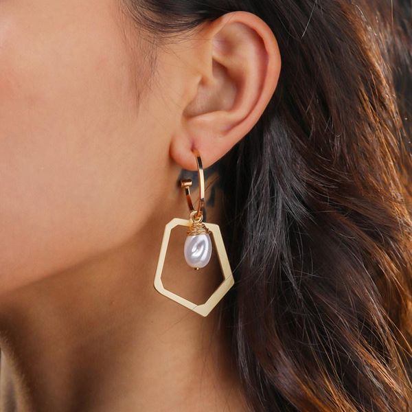 dangle & chandelier hip hop retro women gold plated earrings fashion metal irregular baroque pearl drop female wedding party jewelry gift, Silver
dangle & chandelier hip hop retro women gold plated earrings fashion metal irregular baroque pearl drop female wedding party jewelry gift, Silver