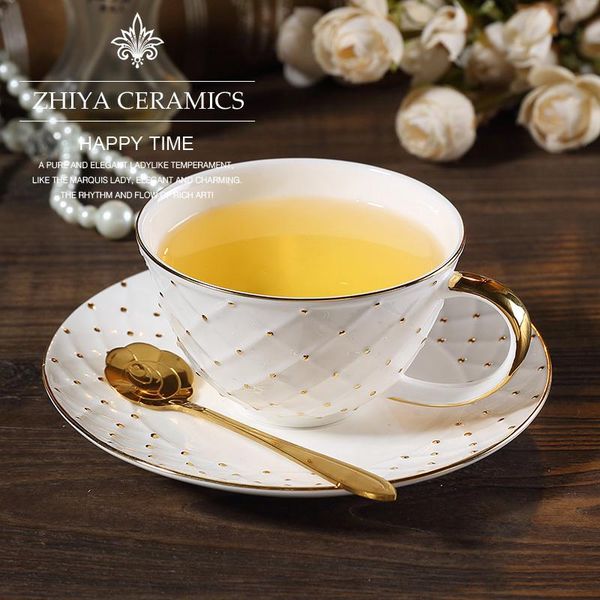 mugs coffee cup royal bone china travel art painting ceramic creative cups spoon set gift european luxury tazas kitchen décor
mugs coffee cup royal bone china travel art painting ceramic creative cups spoon set gift european luxury tazas kitchen décor