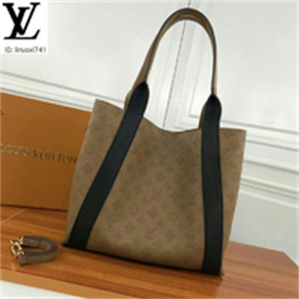 brand designer luxury bn4o m550172 grained handbag light brown women handbags iconic bags handles shoulder bags totes cross body bag clu, Red;black
brand designer luxury bn4o m550172 grained handbag light brown women handbags iconic bags handles shoulder bags totes cross body bag clu, Red;black