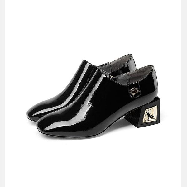 dress shoes 2021 deep mouth solid color women's single square head side zipper thick with leather, Black
dress shoes 2021 deep mouth solid color women's single square head side zipper thick with leather, Black