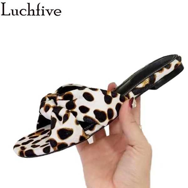 slippers leopard print suede flat woman bowknot round open toe summer mules ladies fashion casual beach shoes women, Black
slippers leopard print suede flat woman bowknot round open toe summer mules ladies fashion casual beach shoes women, Black