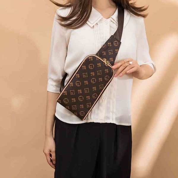 handbag chest bag 2021 korean fashion leisure small messenger men's and women's universal old flower cashier thin mobile phone, Black;red
handbag chest bag 2021 korean fashion leisure small messenger men's and women's universal old flower cashier thin mobile phone, Black;red