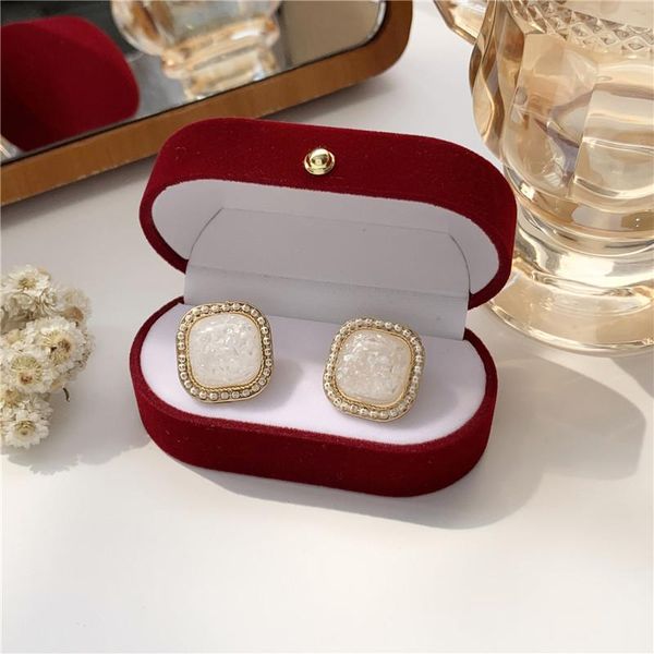 wind restoring ancient ways is delicate and shell fragments square stone earring elegant earrings women jewelry stud, Golden;silver
wind restoring ancient ways is delicate and shell fragments square stone earring elegant earrings women jewelry stud, Golden;silver