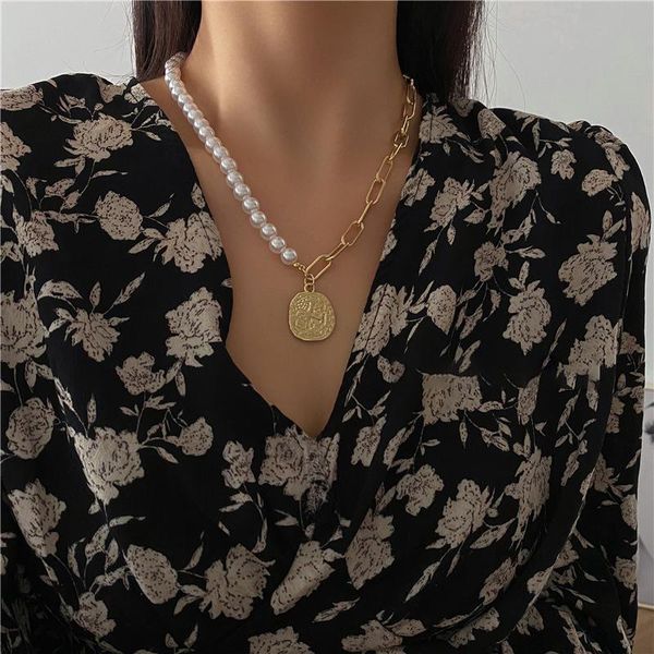 chains lifefontier irregular coin pendant pearl necklace for women gold color metal chain choker vintage jewelry 2021, Silver
chains lifefontier irregular coin pendant pearl necklace for women gold color metal chain choker vintage jewelry 2021, Silver