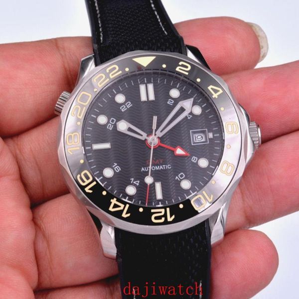 wristwatches 41mm black sterile dial gmt sapphire glass ceramic bezel stainless steel case automatic men's watch, Slivery;brown
wristwatches 41mm black sterile dial gmt sapphire glass ceramic bezel stainless steel case automatic men's watch, Slivery;brown