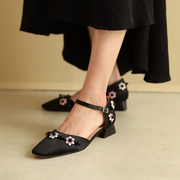 dress shoes sweet sandals women's satin flower pearl shallow mouth medium thick heel buckle elegant retro fashion, Black
dress shoes sweet sandals women's satin flower pearl shallow mouth medium thick heel buckle elegant retro fashion, Black