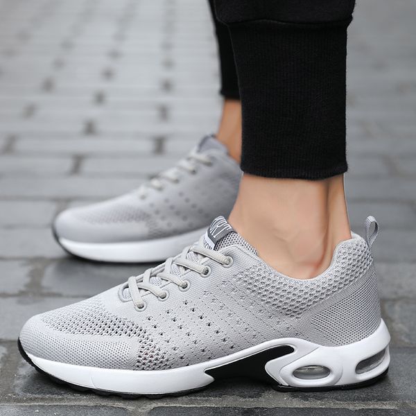 2021 arrival fashion cushion running shoes breathable men womens designer black navy blue grey sneakers trainers sport size eur 39-45 w-1713
2021 arrival fashion cushion running shoes breathable men womens designer black navy blue grey sneakers trainers sport size eur 39-45 w-1713