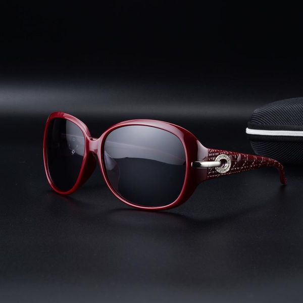 sunglasses fashion polarized ladies gradient lens round square luxury design, White;black
sunglasses fashion polarized ladies gradient lens round square luxury design, White;black