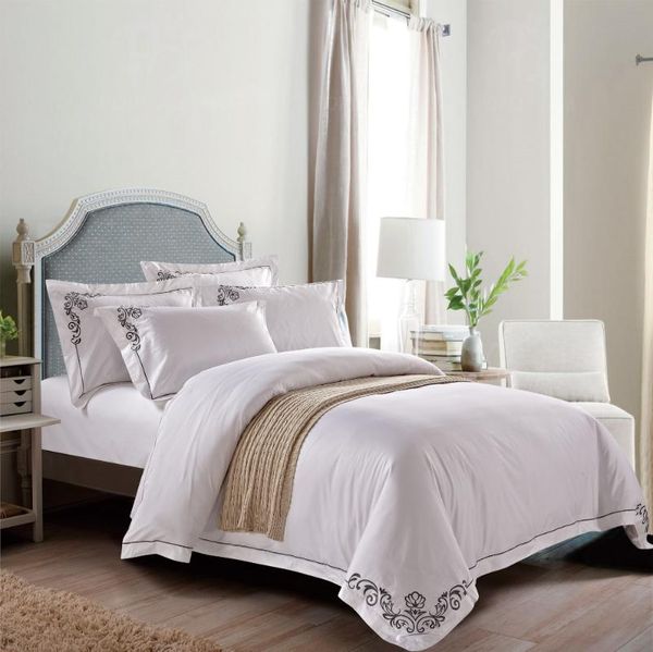 bedding sets cotton home el set swhite luxury satin strip bed line four pieces sheet duvet cover&2 pillowcases100%
bedding sets cotton home el set swhite luxury satin strip bed line four pieces sheet duvet cover&2 pillowcases100%