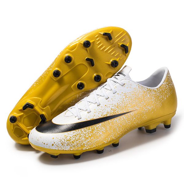 indoor soccer shoes cleats shoes men vibrating foot low boys teenagers inkjet design football boots 20220210z
indoor soccer shoes cleats shoes men vibrating foot low boys teenagers inkjet design football boots 20220210z