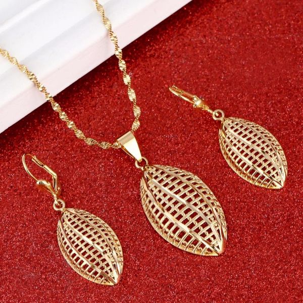 earrings & necklace arrival dubai gold color jewelry set fashion african hollow dangle for women gift, Silver
earrings & necklace arrival dubai gold color jewelry set fashion african hollow dangle for women gift, Silver
