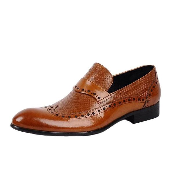 dress shoes business genuine leather men real cow black brown wedding man fashion carving office work
dress shoes business genuine leather men real cow black brown wedding man fashion carving office work