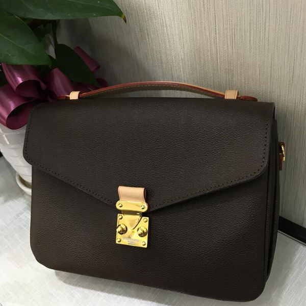 genuine leather womne handbags with logo brand designer shoulder bag classic handbag backpack bags
genuine leather womne handbags with logo brand designer shoulder bag classic handbag backpack bags