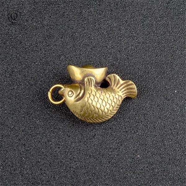 keychains solid copper goldfish keychain pendant vintage brass metal fish key chains/rings bag charm holder handmade artwork gifts, Silver
keychains solid copper goldfish keychain pendant vintage brass metal fish key chains/rings bag charm holder handmade artwork gifts, Silver
