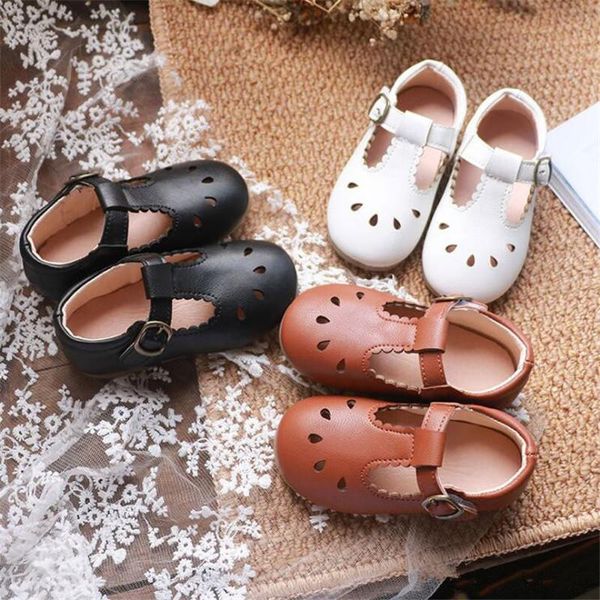 flat shoes 2021 kid sandals for girls princess fashion solid color children hollow out little leather toddler, Black;grey
flat shoes 2021 kid sandals for girls princess fashion solid color children hollow out little leather toddler, Black;grey
