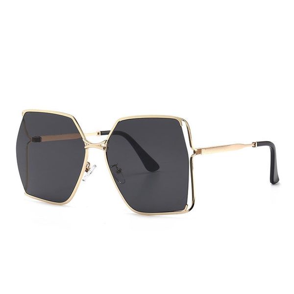 sunglasses fashion vintage square women men designer travel big frame metal driving sun glasses male shades uv400, White;black
sunglasses fashion vintage square women men designer travel big frame metal driving sun glasses male shades uv400, White;black
