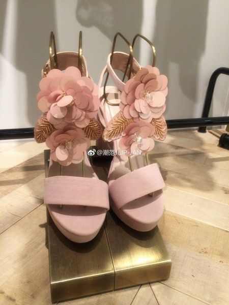 88 qingyuan 298 lb tears chunyuan high heeled sandals with big thick heel yw, Black
88 qingyuan 298 lb tears chunyuan high heeled sandals with big thick heel yw, Black