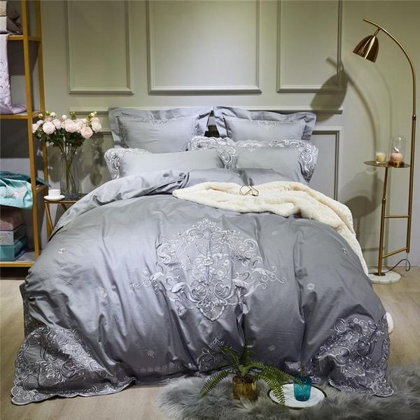 bedding sets luxury 100s egypt cotton classic arc edge set embroidery duvet cover bed sheet pillowcases size king  4pcs 
bedding sets luxury 100s egypt cotton classic arc edge set embroidery duvet cover bed sheet pillowcases size king  4pcs