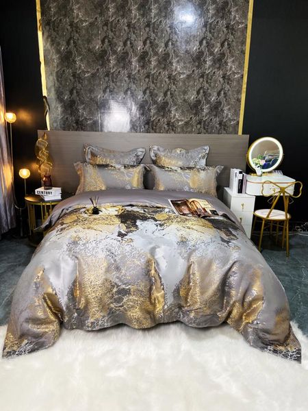 bedding sets high grade light luxury pure cotton european satin jacquard four piece set high-end quilt cover
bedding sets high grade light luxury pure cotton european satin jacquard four piece set high-end quilt cover