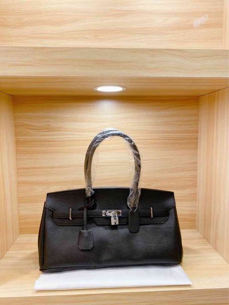 2021 three dimensional horizontal style square soft handle trend solid color lock slant span black middle bagrvmi
2021 three dimensional horizontal style square soft handle trend solid color lock slant span black middle bagrvmi