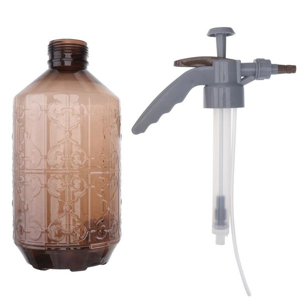 watering equipments portable flower spraying bottle can durable gardening spray pot 
watering equipments portable flower spraying bottle can durable gardening spray pot