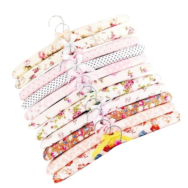 hangers & racks 10pcs flower cloth non-slip wood pastoral hanger clothes drying rack for mixed color(rand
hangers & racks 10pcs flower cloth non-slip wood pastoral hanger clothes drying rack for mixed color(rand