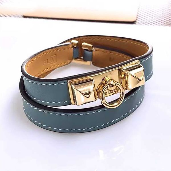 2021 narrow width geunuine leather bracelet with padlock with round shapemany colors for women engagement jewelry gift have box sp4508, Golden;silver
2021 narrow width geunuine leather bracelet with padlock with round shapemany colors for women engagement jewelry gift have box sp4508, Golden;silver