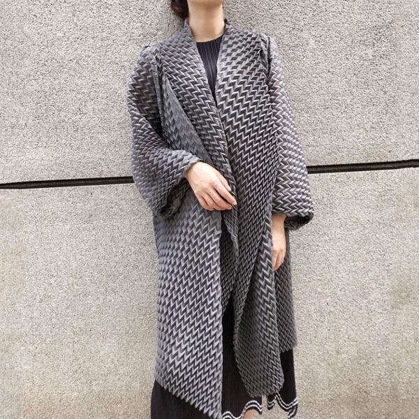 women's trench coats coat for women 45-75kg plus size spring autumn big turn down collar long sleeves loose miyake pleated female, Tan;black
women's trench coats coat for women 45-75kg plus size spring autumn big turn down collar long sleeves loose miyake pleated female, Tan;black
