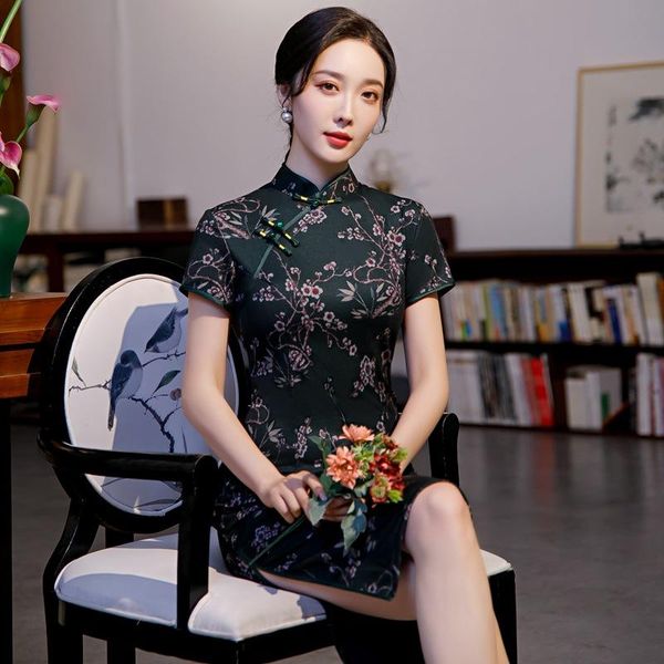 female spring summer vintage cheongsam elegant mandarin collar traditional chinese dress retro flower print slim qipao ethnic clothing, Red
female spring summer vintage cheongsam elegant mandarin collar traditional chinese dress retro flower print slim qipao ethnic clothing, Red