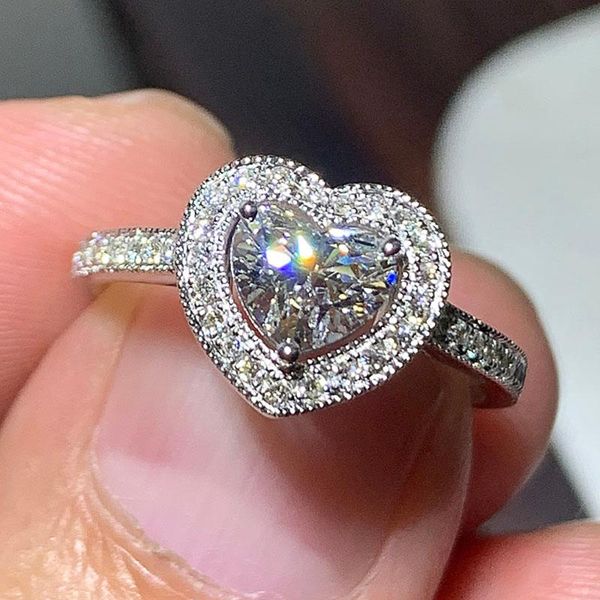 wedding rings huitan simple stylish silver color heart party anniversary women ring brilliant cz luxury female fashion jewelry, Slivery;golden
wedding rings huitan simple stylish silver color heart party anniversary women ring brilliant cz luxury female fashion jewelry, Slivery;golden