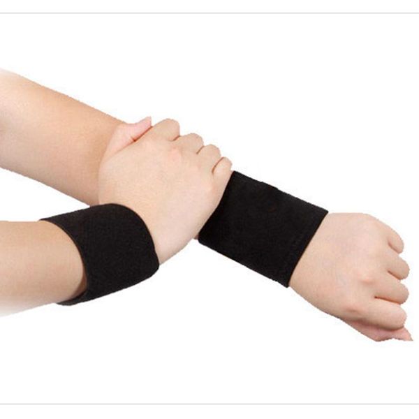 pair self-heating sports wrist brace magnetic pads warming wristband qw support, Black;red
pair self-heating sports wrist brace magnetic pads warming wristband qw support, Black;red