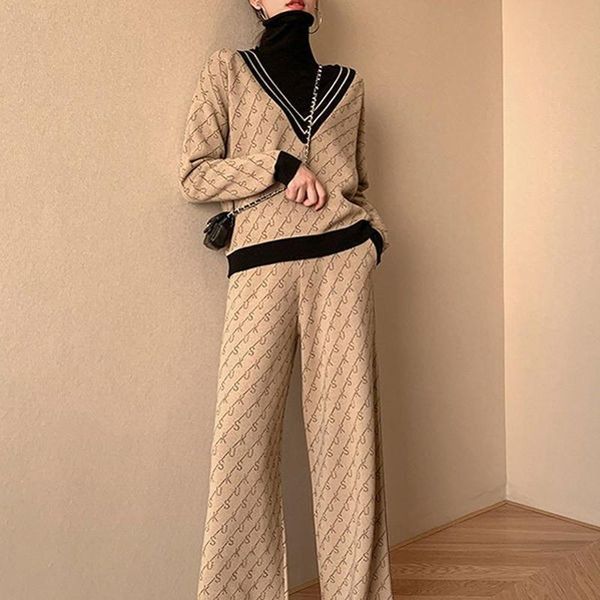light luxury trendy fashion knitted suit women 2021 spring net red casual western style thin wide-leg pants two-piece women's two piece, White
light luxury trendy fashion knitted suit women 2021 spring net red casual western style thin wide-leg pants two-piece women's two piece, White