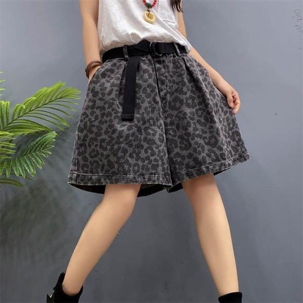 arrival summer women loose casual elastic waist short jeans all-matched leopard print cotton denim plus size shorts w79 210512, White;black
arrival summer women loose casual elastic waist short jeans all-matched leopard print cotton denim plus size shorts w79 210512, White;black