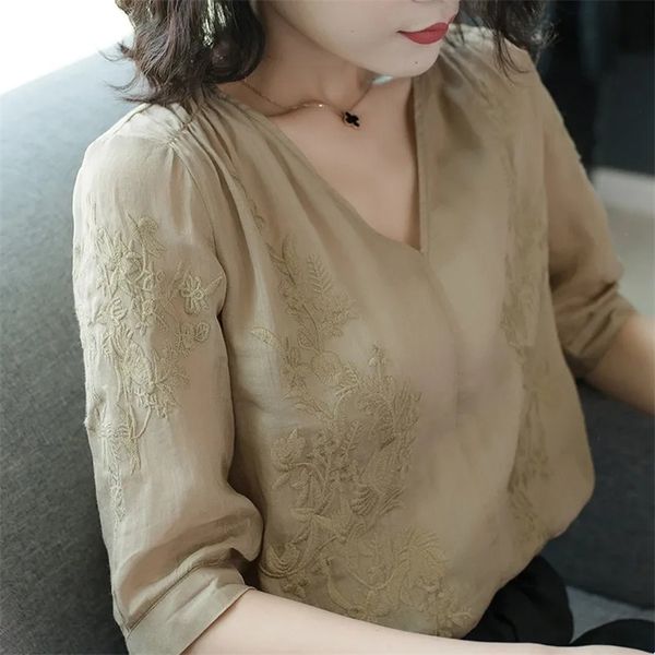 summer arts style women half sleeve loose t-shirt cotton linen vintage embroidery v-neck tee shirt femme plus size v313 210512, White
summer arts style women half sleeve loose t-shirt cotton linen vintage embroidery v-neck tee shirt femme plus size v313 210512, White