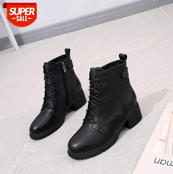 the first layer of cowhide plus velvet warm women's martin boots, day round toe thick heel boots #dz08
the first layer of cowhide plus velvet warm women's martin boots, day round toe thick heel boots #dz08