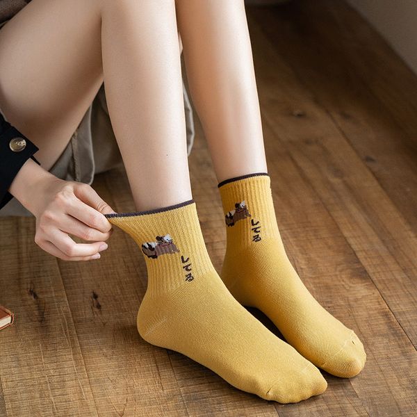 2021 spring and summer female jacquard cartoon animal pattern leisure cotton college wind tube socks children, Black;white
2021 spring and summer female jacquard cartoon animal pattern leisure cotton college wind tube socks children, Black;white