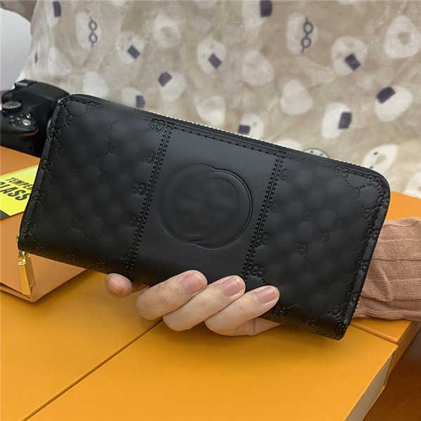 luxury wholesale quality fashion wallet single zipper designer men and women leather ladies long black card bag, Red;black
luxury wholesale quality fashion wallet single zipper designer men and women leather ladies long black card bag, Red;black