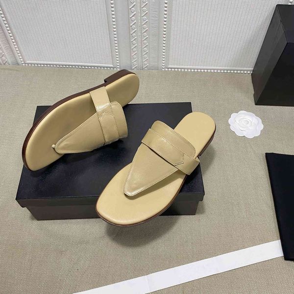 80% off shoes outdoors flip flops brand slippers women leather shoes ladies open toe slides females flat heel footwears, Black
80% off shoes outdoors flip flops brand slippers women leather shoes ladies open toe slides females flat heel footwears, Black