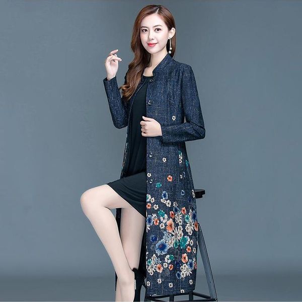 fashion plus size windbreaker middle-aged women's coat 2021 spring autumn mid-length blue print slim trench female e527 coats, Tan;black
fashion plus size windbreaker middle-aged women's coat 2021 spring autumn mid-length blue print slim trench female e527 coats, Tan;black