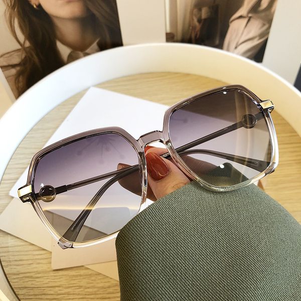 2021 fashion women's polarized sunglasses personality fade frame tr90 ultra light with, White;black
2021 fashion women's polarized sunglasses personality fade frame tr90 ultra light with, White;black