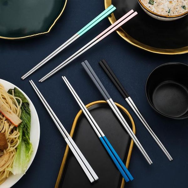 1pair 304 stainless steel chopsticks with titanium coating anti-slip tableware for kitchen
1pair 304 stainless steel chopsticks with titanium coating anti-slip tableware for kitchen