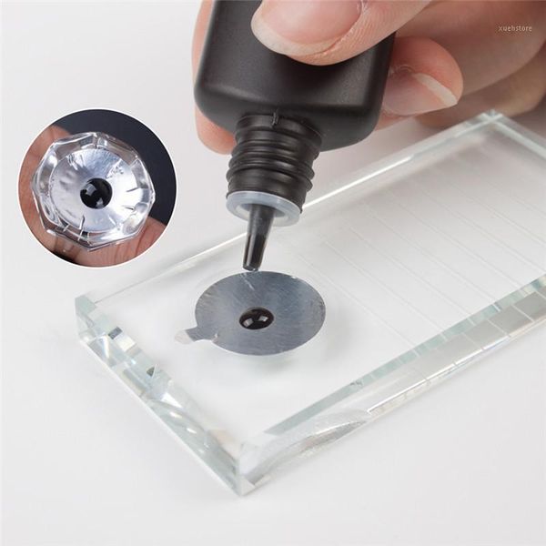300pcs disposable grafted eyelash extension glue holder pallet makeup gasket sticker beauty tool1
300pcs disposable grafted eyelash extension glue holder pallet makeup gasket sticker beauty tool1