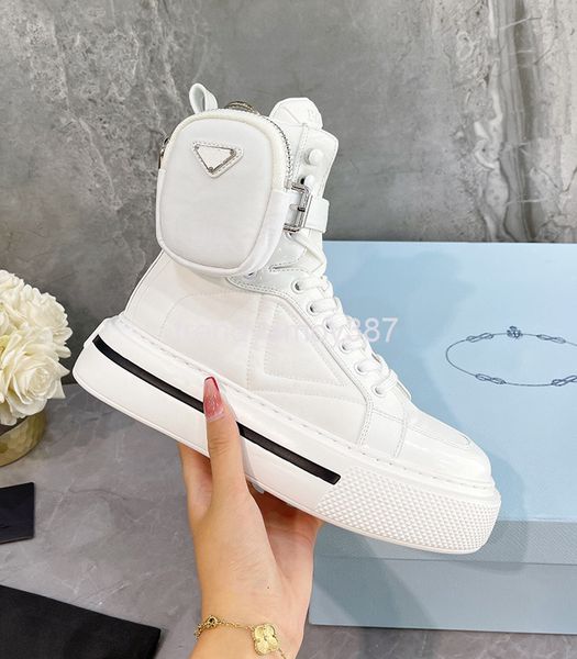 boots autumn triangle elevation upper thick soled raised small white shoes middle tube boots women's leather splicing board casual, Black
boots autumn triangle elevation upper thick soled raised small white shoes middle tube boots women's leather splicing board casual, Black
