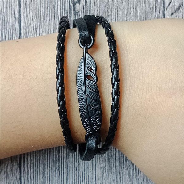 charm bracelets vintage rope woven chain alloy black feather for men 2021 handmade fine jewelry pulseiras femininas, Golden;silver
charm bracelets vintage rope woven chain alloy black feather for men 2021 handmade fine jewelry pulseiras femininas, Golden;silver