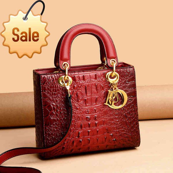women's bag 2021 bride's bag soft leather large capacity handbag simple single shoulder messenger princess's bag
women's bag 2021 bride's bag soft leather large capacity handbag simple single shoulder messenger princess's bag