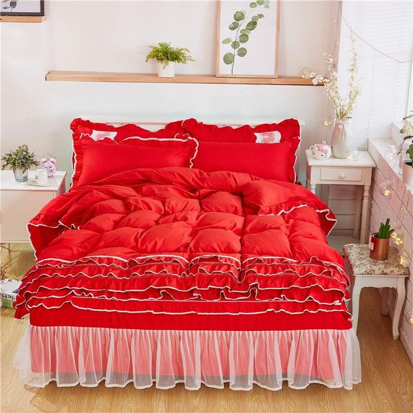 bedding sets 4pcs pleated lace princess style luxury king size duvet cover set bed skirt pillowcase bedclothes
bedding sets 4pcs pleated lace princess style luxury king size duvet cover set bed skirt pillowcase bedclothes